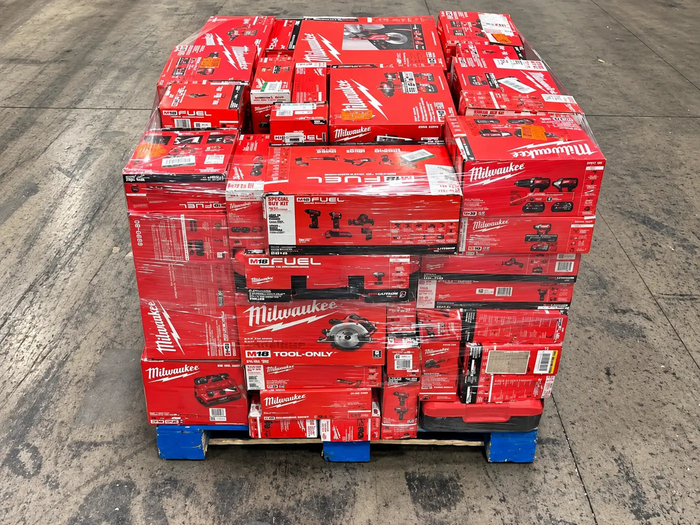 Pallet de Herramientas Milwaukee de 60 Piezas – Lote para Constructores